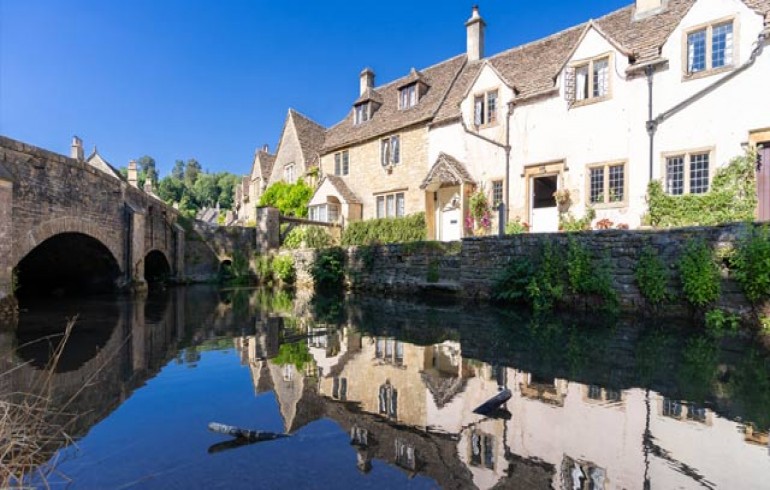 Planning for Summer Holidays in the UK? Cotswolds Might Be Your Dream Destination!