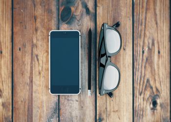 Protecting Your Smart Phone on Holiday