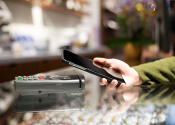 Should I or Shouldn't I?  Mobile Payment Apps and How to Use Them